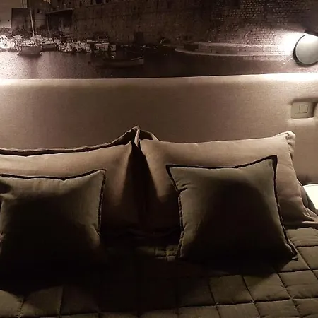 Vistazzurra - Casa Saldarelli 4*